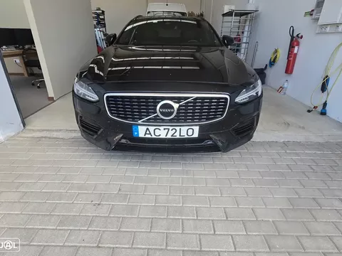 Volvo V90