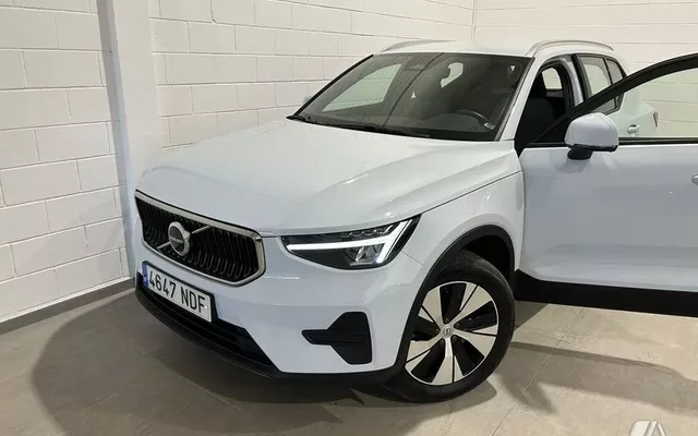 VOLVO XC40 2.0 B3 G Auto Core - 34895€ en Almendralejo