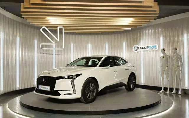 DS DS4 DS 4 BlueHDi Bastille Aut. 130