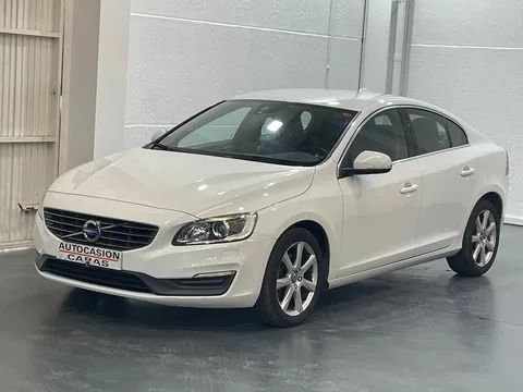 VOLVO S60 S60 D3 Momentum Aut. 150