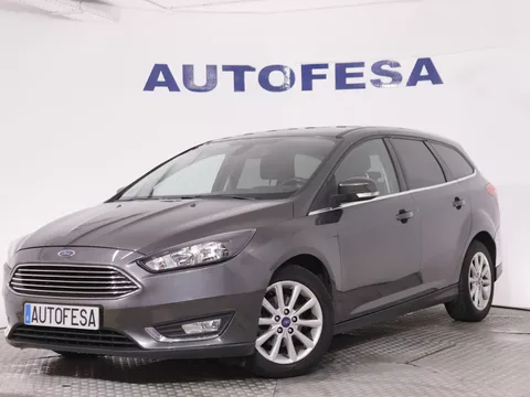 Ford Focus 1.5 TDCI BLACK RED 120CV 5P # NAVY