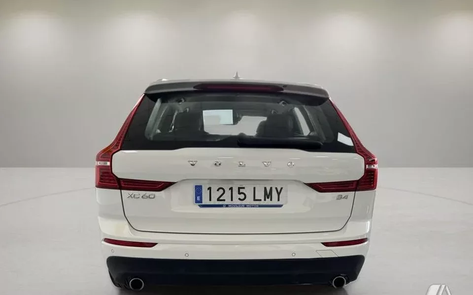 VOLVO XC60 2.0 B4 D Momentum Auto - 28980€ en Coria del rio