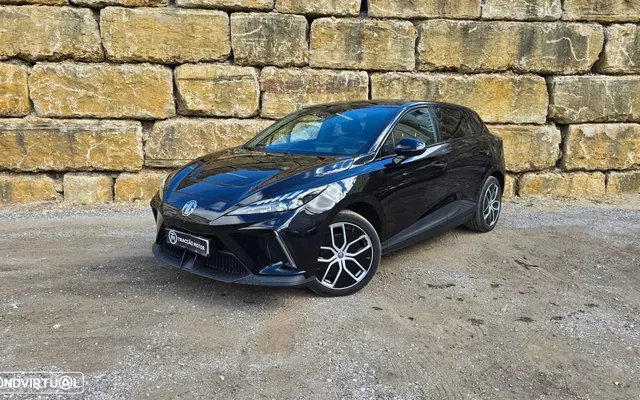 MG MG4 64 kWh Luxury