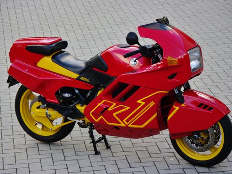 BMW K1
