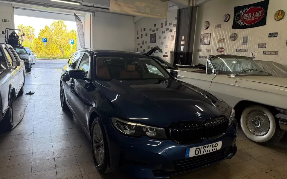 BMW 330 e Auto