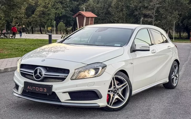 Mercedes-Benz A 45 AMG 4Matic Speedshift 7G-DCT