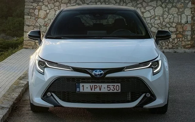 TOYOTA Corolla Corolla Verso 2.2D4D Sport 177