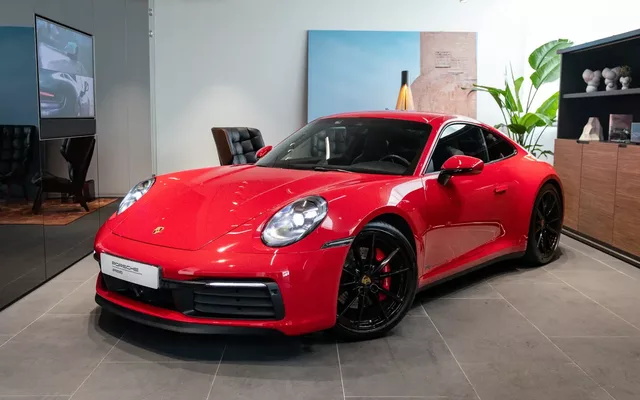 Porsche 911 (992) Carrera 4S PDK