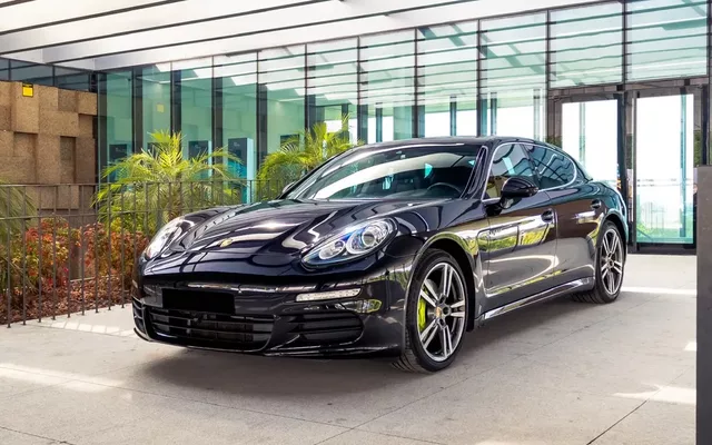 Porsche Panamera S E-Hybrid