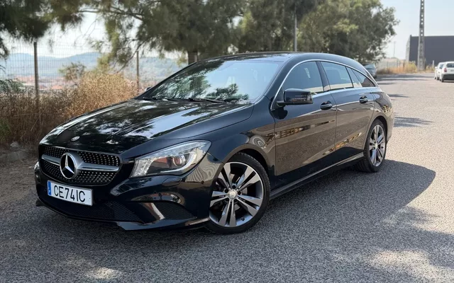 Mercedes-Benz CLA 200 d 7G-DCT