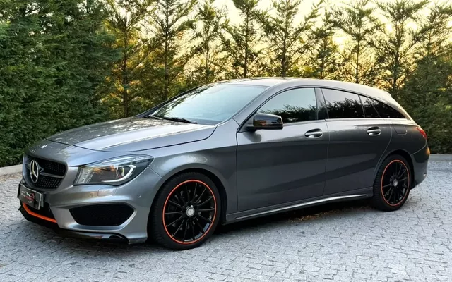 Mercedes-Benz CLA 220 d 7G-DCT AMG Line