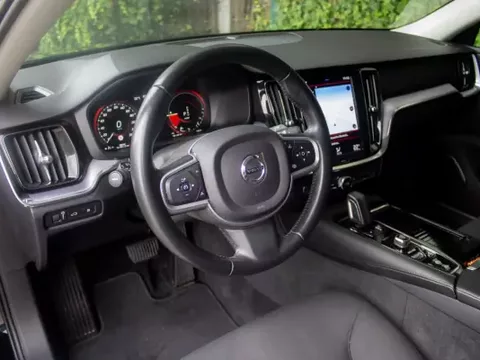 Volvo V60 2021 2.0 T6 AWD TE R-Design