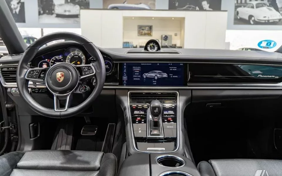 PORSCHE Panamera Panamera 4 e-Hybrid 10 Years Edition