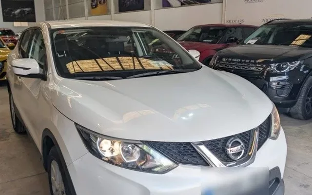 NISSAN Qashqai Qashqai 1.2 DIG-T Acenta 4x2
