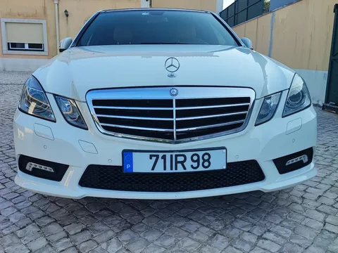 Mercedes-Benz E 350 CDi Avantgarde BlueEfficiency