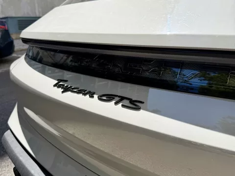 Porsche Taycan Sport Turismo GTS