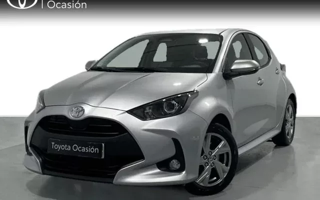 TOYOTA Yaris Yaris 120H 1.5 Active Plus
