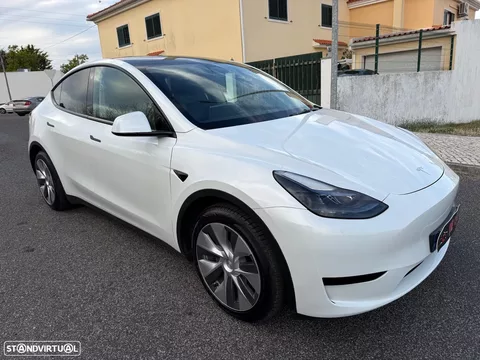 Tesla Model Y Tração Traseira