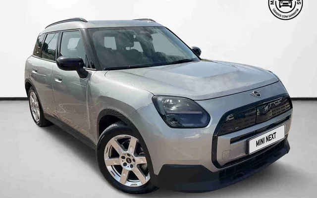 MINI - Mini Countryman - Mini Countryman E Essential XS