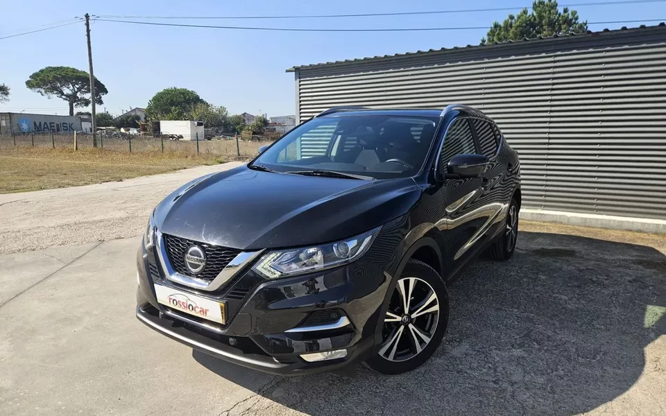 Nissan Qashqai 1.3 DIG-T N-Connecta LED+SKY