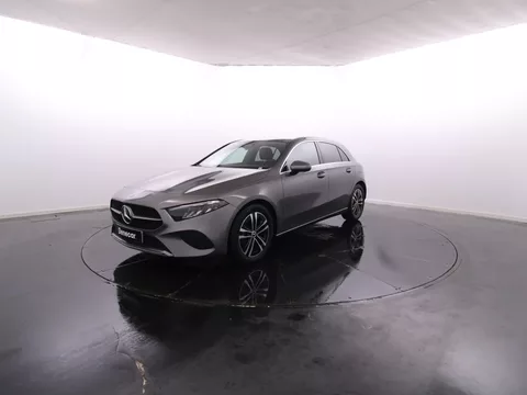 Mercedes-Benz Classe A - 200 Progressive Advanced / Vidros Escurecidos