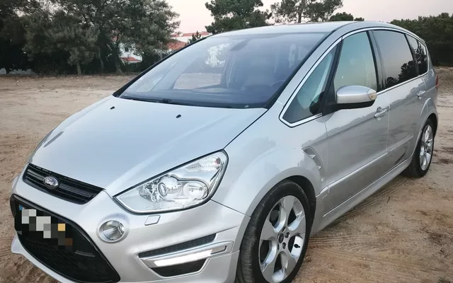 Ford S-Max