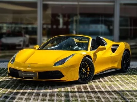 FERRARI 488 Spider DCT