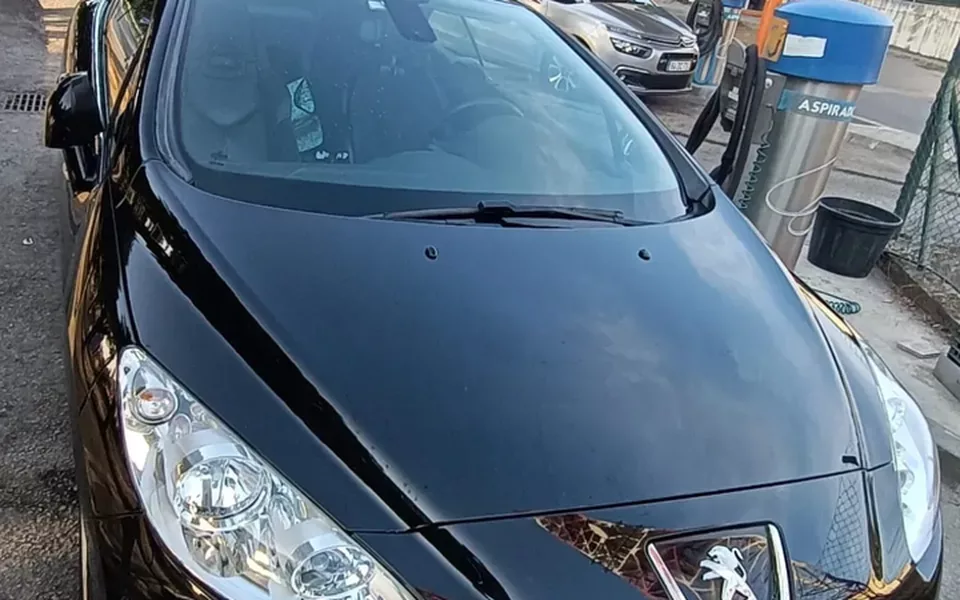 Peugeot 308 CC 1.6 e-HDi Sport