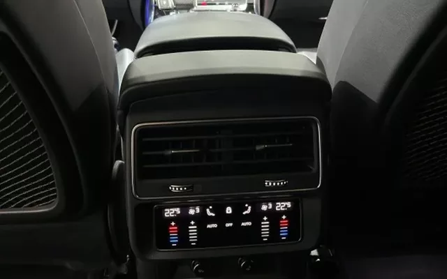 AUDI Q8 RS Q8 TFSI quattro tiptronic