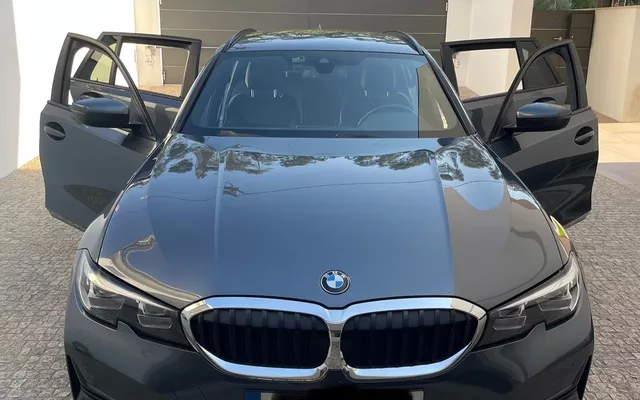 BMW 320