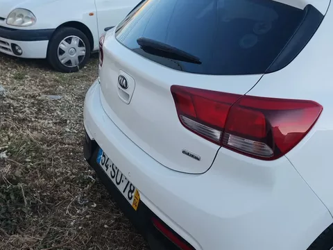 Kia Rio 1.4 CRDi EX