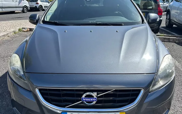 Volvo V40 D2