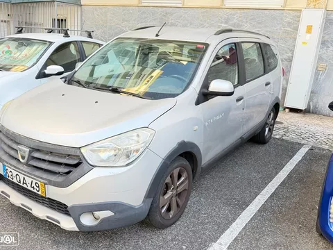 Dacia Lodgy 1.5 dCi Stepway 7L