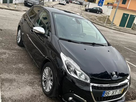 Peugeot 208 1.5 BlueHDi Signature