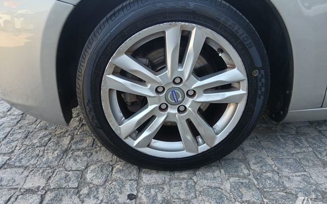 VOLVO V60 V60 D3 Summum - 8500€ en Cordoba