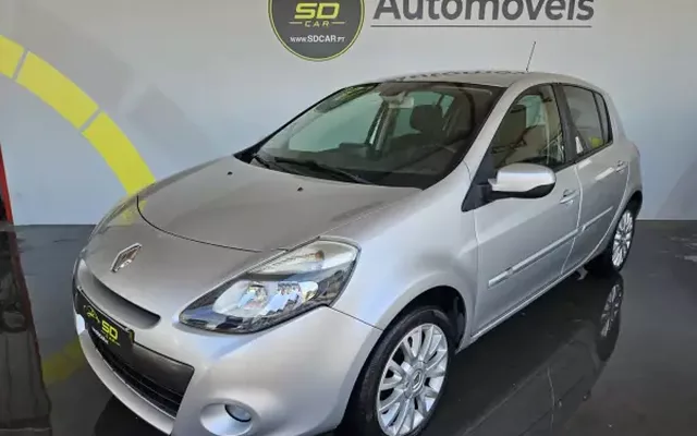 Renault Clio 2010 other_Outro