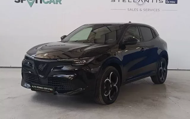Alfa Romeo Junior 1.2 eDCT6