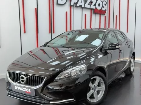 VOLVO V40 V40 D2 Momentum 120