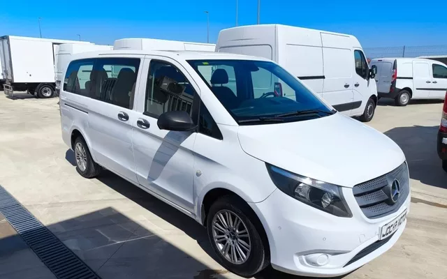 MERCEDES-BENZ Vito M1 MERCEDES-BENZ Vito M1 Familiar Manual de 5 Puertas