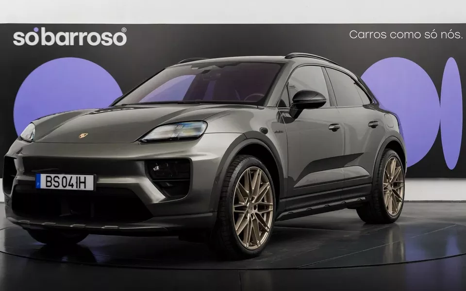 Porsche Macan Electric 4