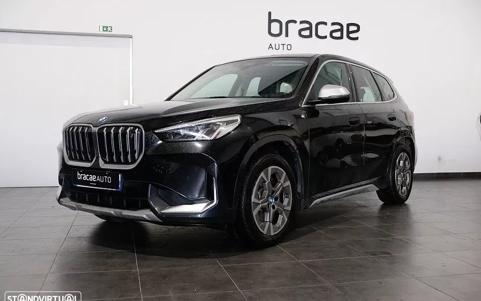 BMW iX1 xDrive30