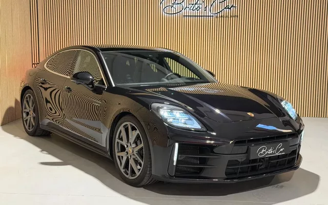 Porsche Panamera 4 E-Hybrid Executive