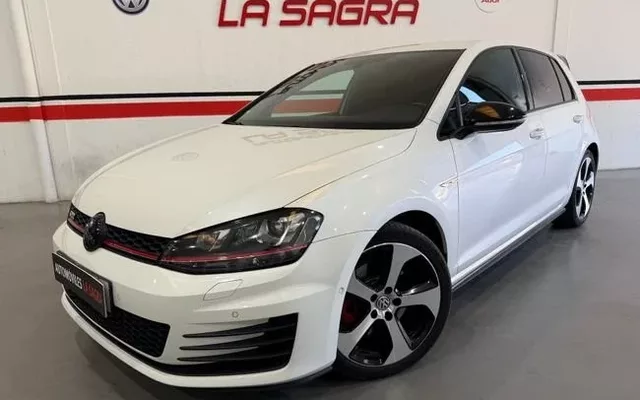 VOLKSWAGEN Golf 2.0 TSI BMT