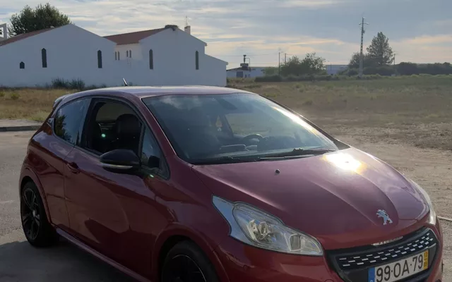 Peugeot 208 1.6 THP GTi