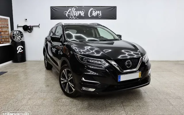 Nissan Qashqai 1.3 DIG-T N-Connecta J18 Led