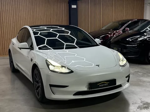 Tesla Model 3 Standard RWD