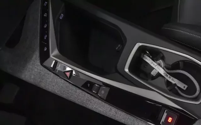 Peugeot 3008 2025 1.2 Hybrid Allure e-DCS6