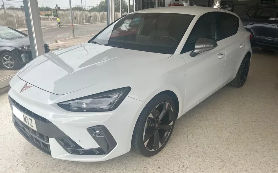CUPRA León León 1.5 eTSI 110 DSG - 29900€ en Coria del rio