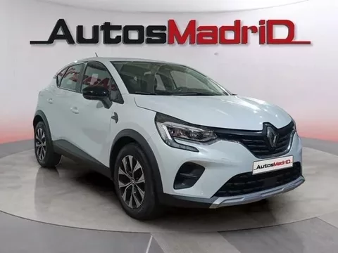 RENAULT Captur Captur TCe Equilibre 74kW GLP