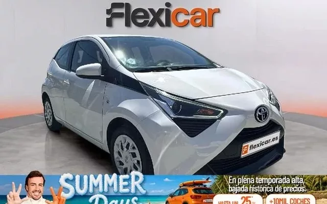 TOYOTA Aygo Aygo 70 x-play